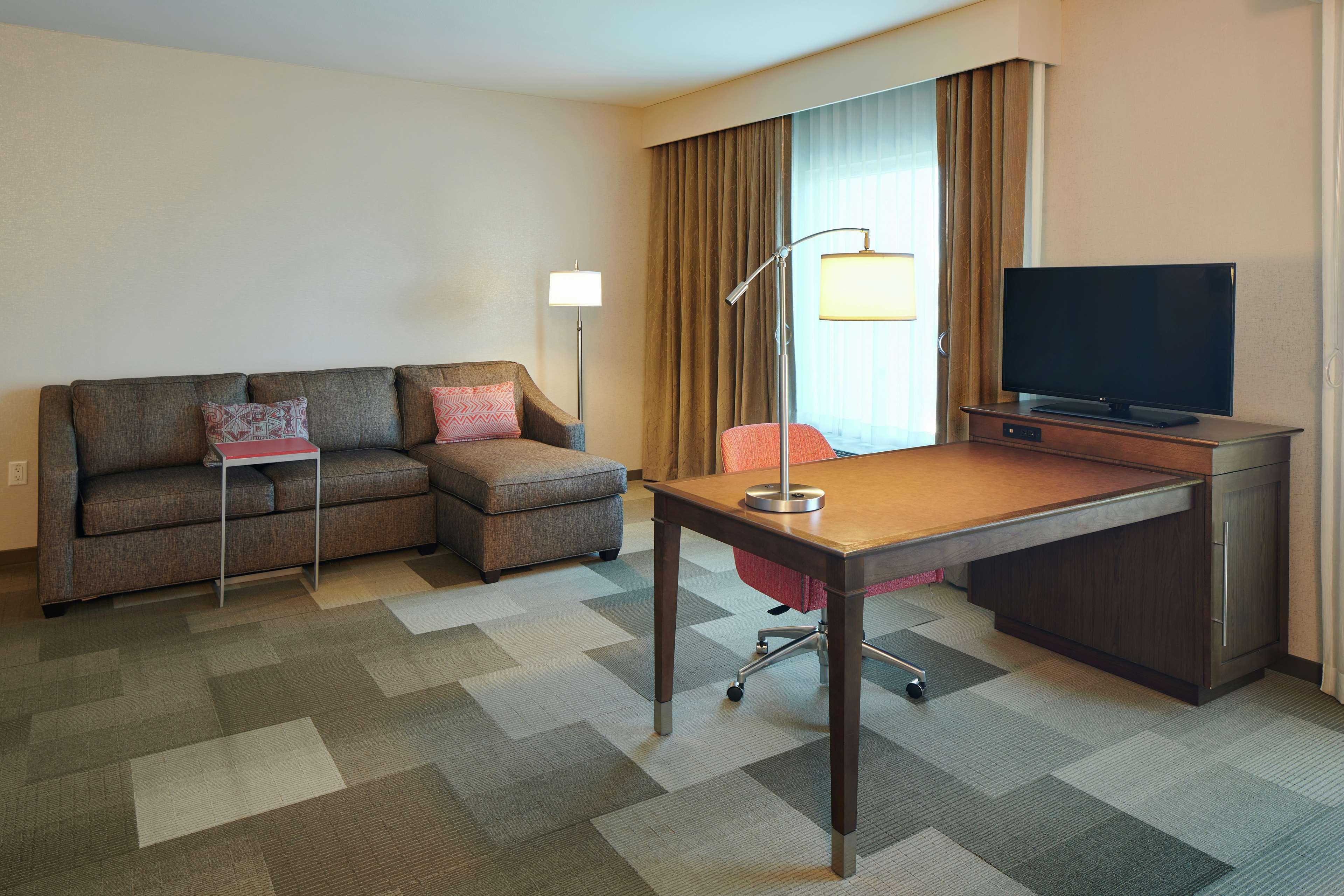 Hampton Inn & Suites Oahu Kapolei - Free Parking - No Resort Fee Extérieur photo