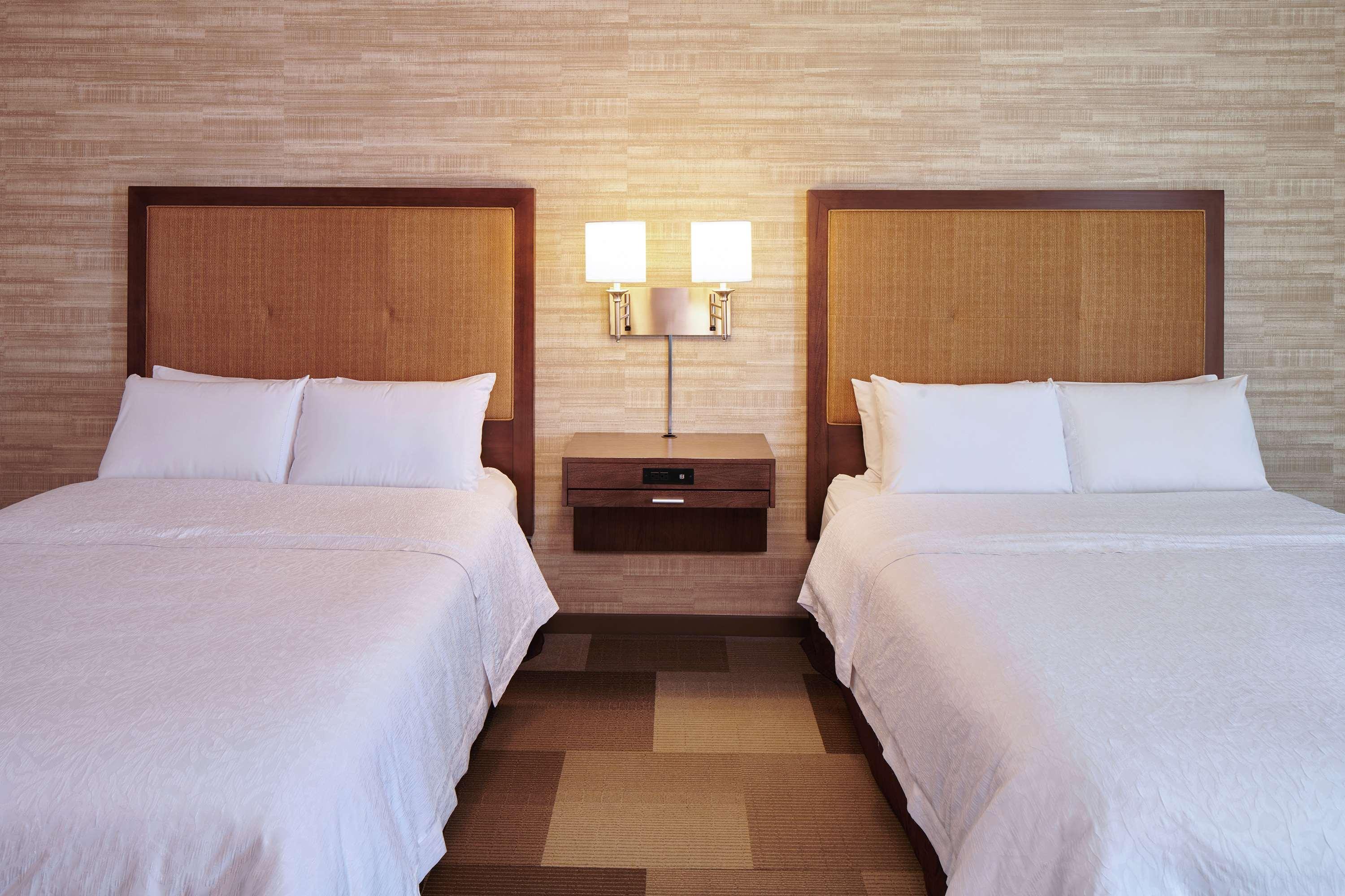 Hampton Inn & Suites Oahu Kapolei - Free Parking - No Resort Fee Extérieur photo
