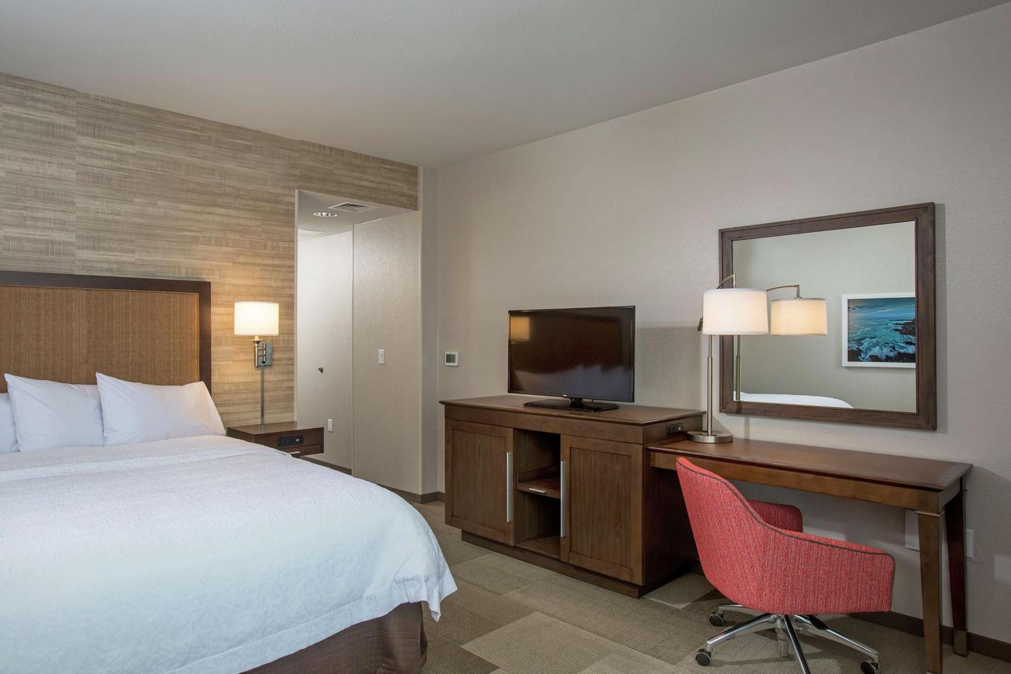 Hampton Inn & Suites Oahu Kapolei - Free Parking - No Resort Fee Extérieur photo
