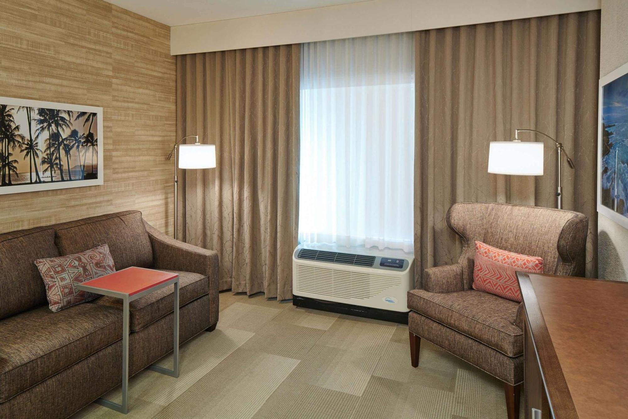 Hampton Inn & Suites Oahu Kapolei - Free Parking - No Resort Fee Extérieur photo