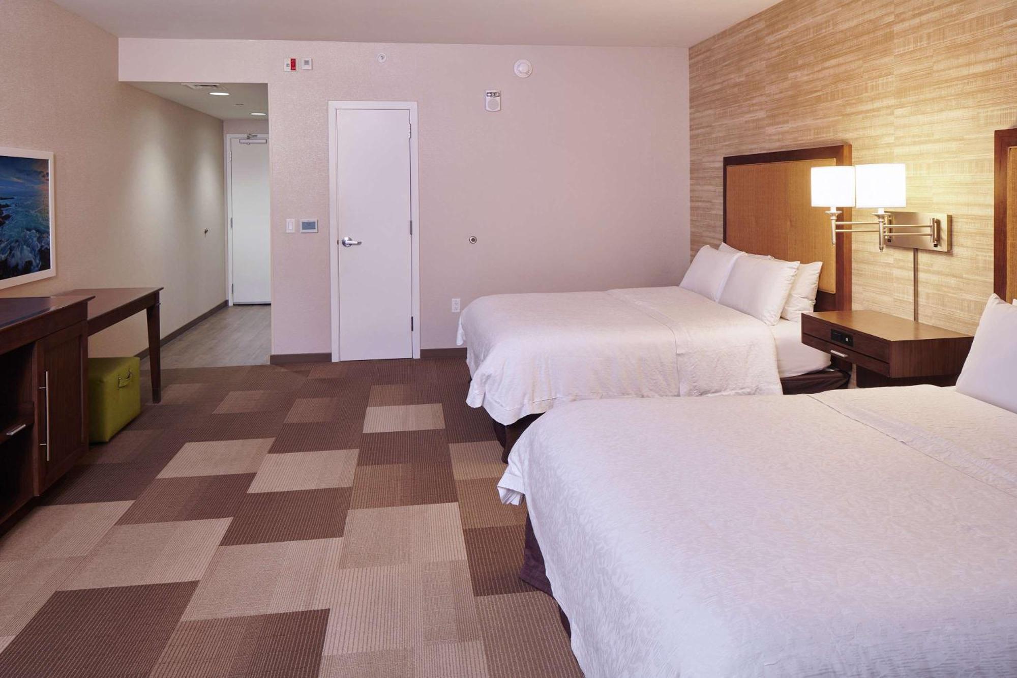 Hampton Inn & Suites Oahu Kapolei - Free Parking - No Resort Fee Extérieur photo